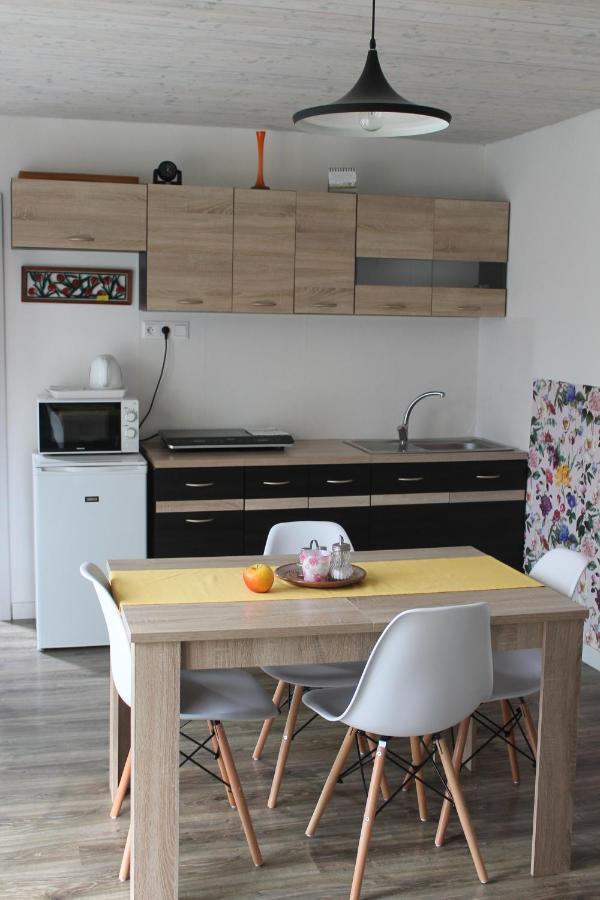 Malina - And Apartment Liptovský Mikuláš Esterno foto